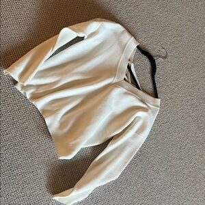 Elegant Cream Women's Sweatshirt